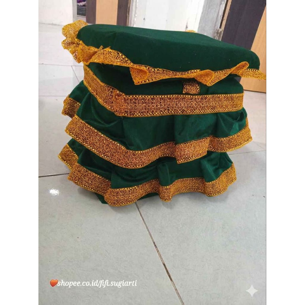 Kursi/Dingklik sinden 1 set dengan bantal lutut
