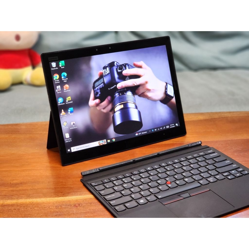 Lenovo X1 Convertible Laptop 2in1 Core i5 8th Gen Fullset Keyboard Original