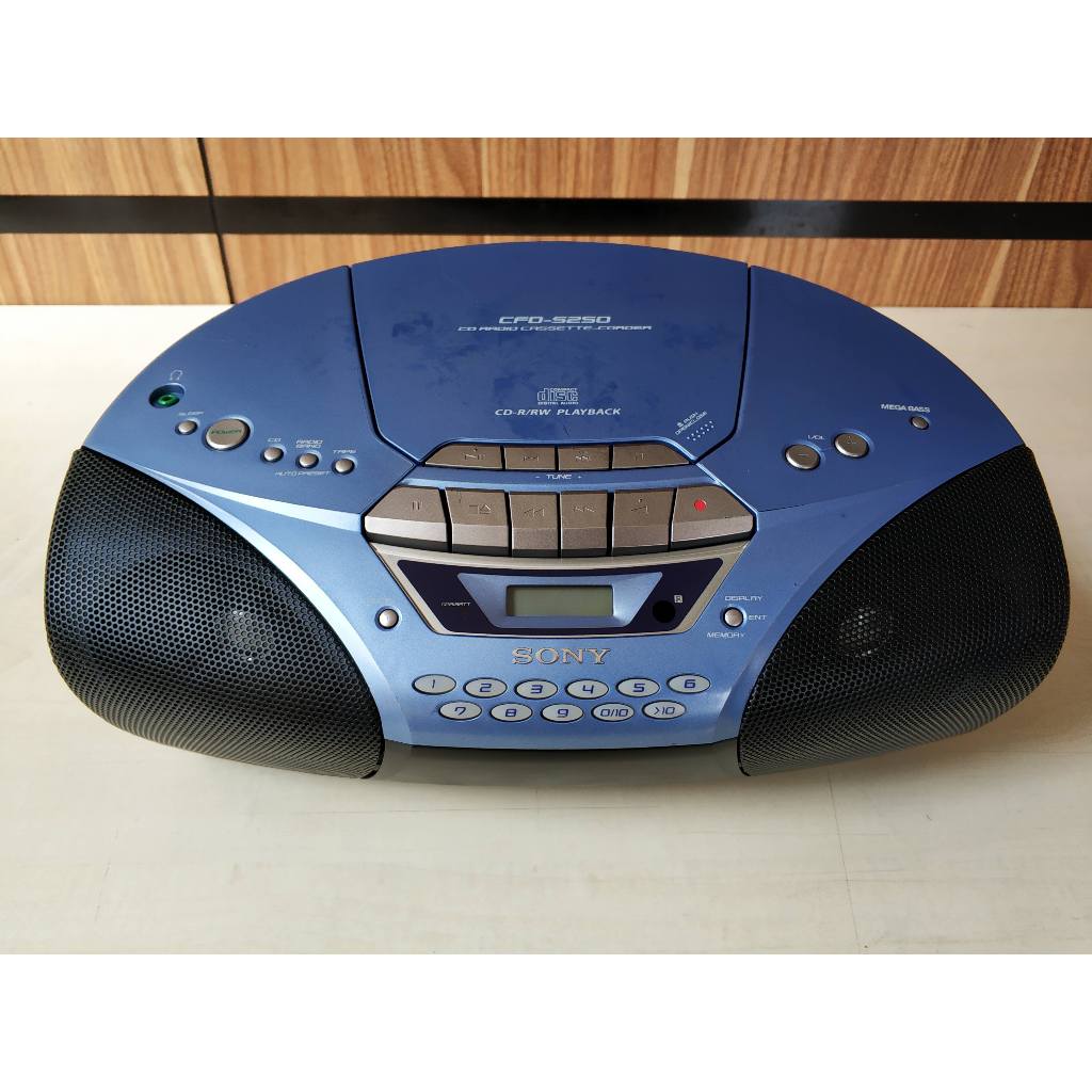 SONY CFD-S250   Stereo Radio Tape Compact Disc