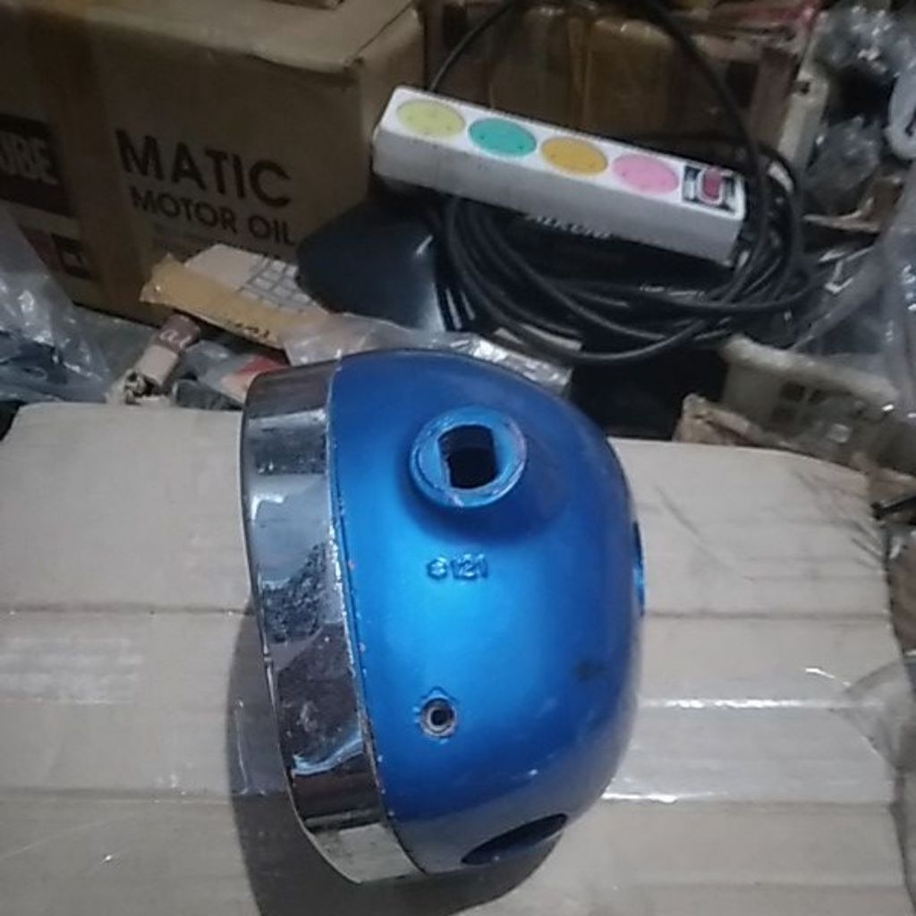 reflektor / headlamp suzuki A100, vanvan original second