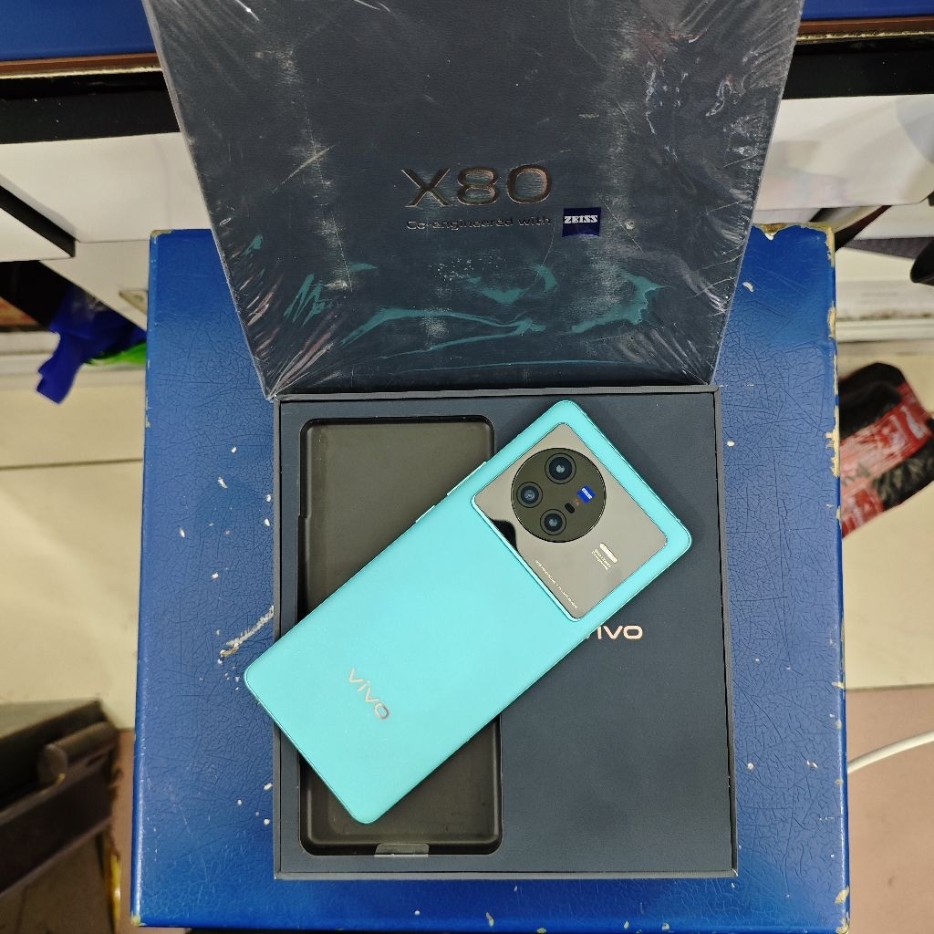 Vivo X80 12/256 GB Second Fullset Original