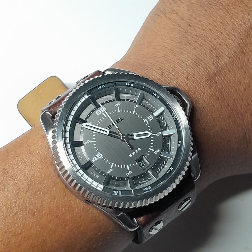 Jam tangan Diesel Rollcage Exposed mens watch DZ1716