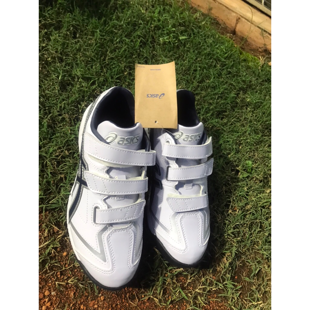Asics Sepatu Softball/Baseball Wanita