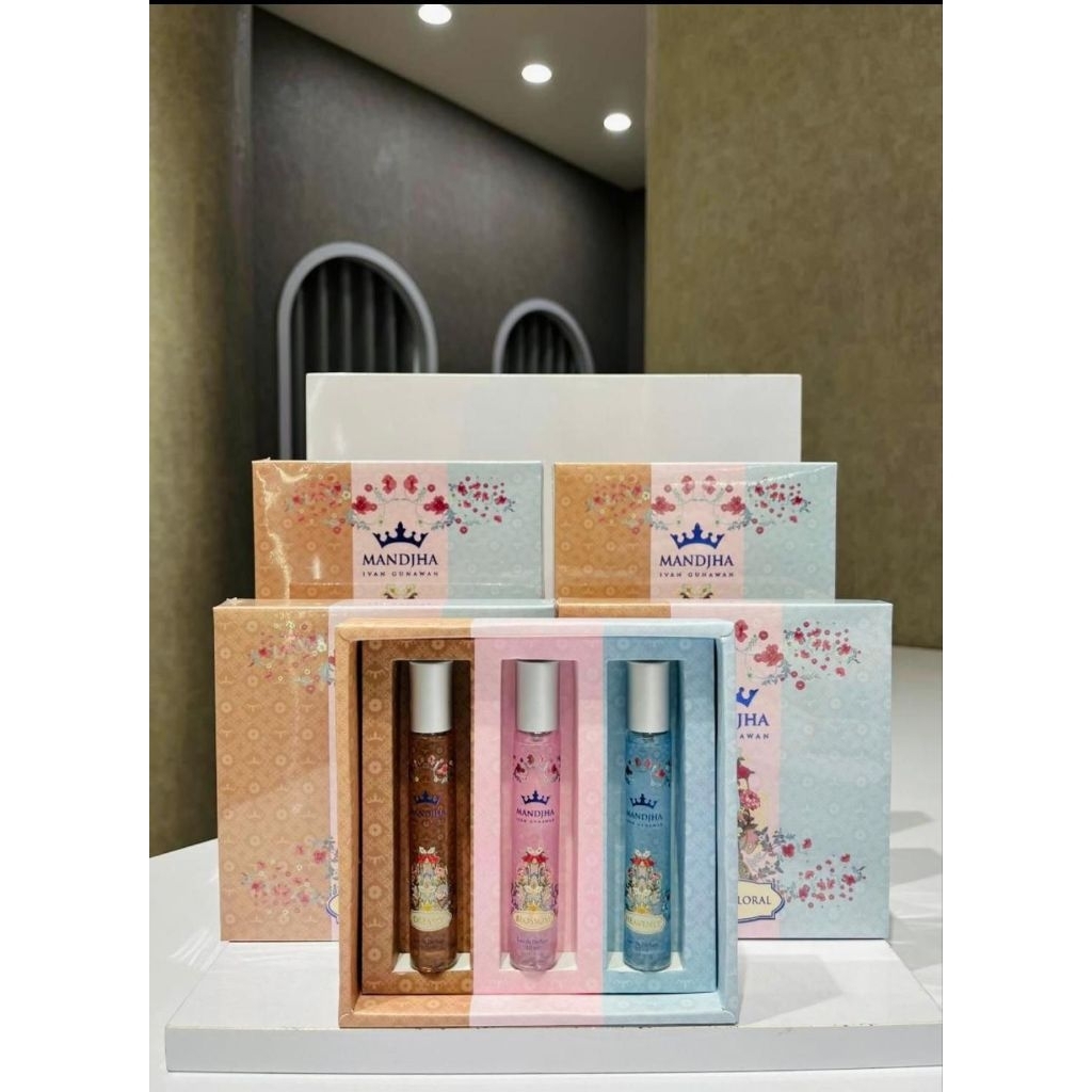 MANDJHA Serenity floral parfum By IVAN GUNAWAN