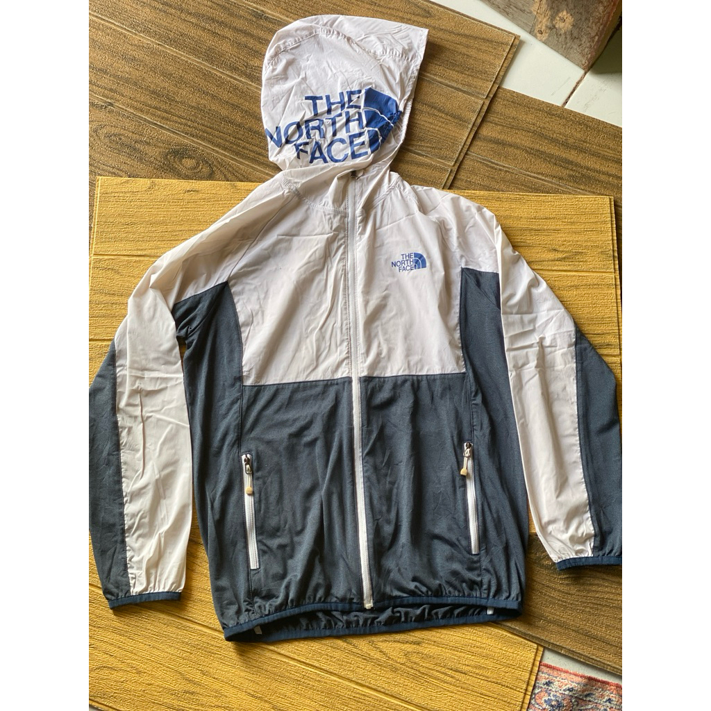 jeket parasut big logo hoodie hodie hudi anak remaja tanggung The North Face TNF size 150 11T 12T
