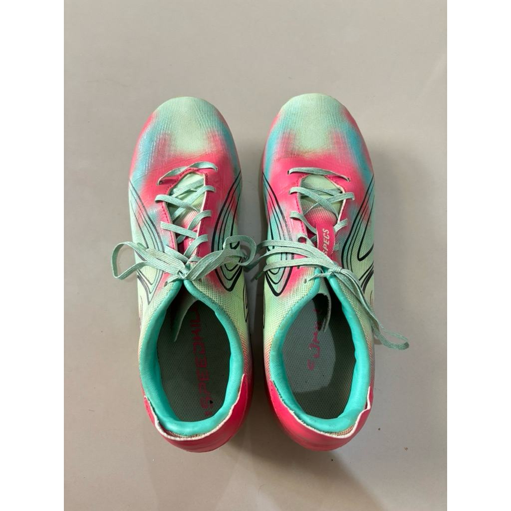 sepatu bola SPECS ORI