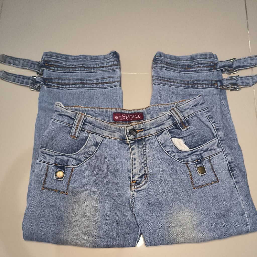 preloved Voice Jeans