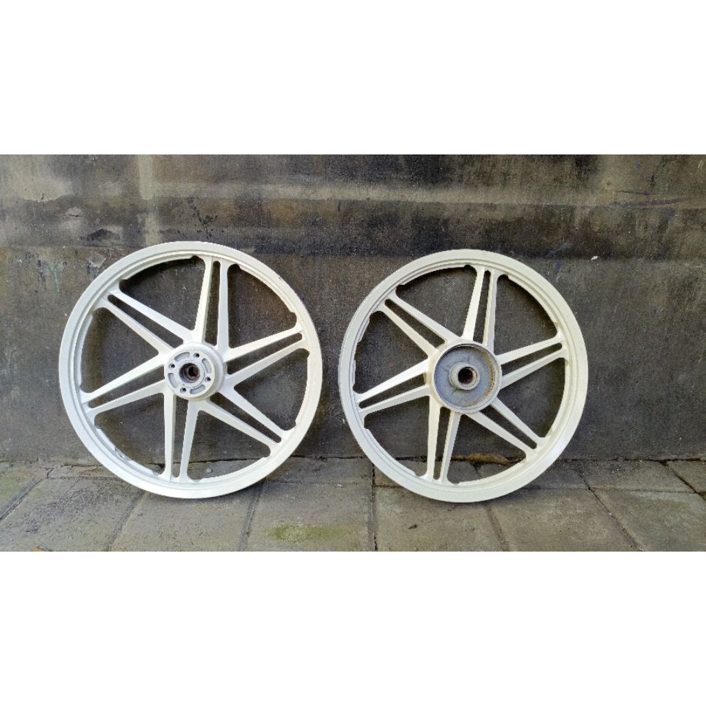velg enkei ring 17