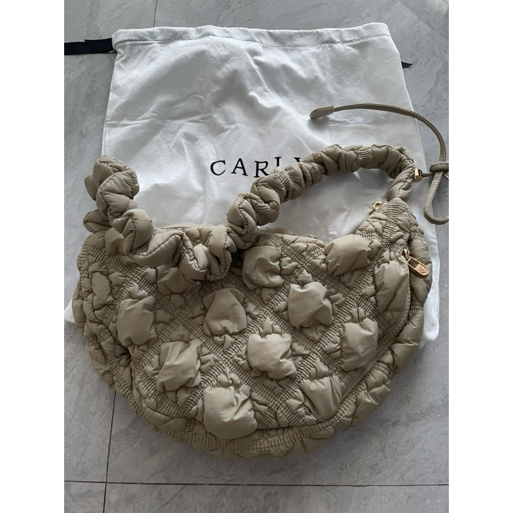 Carlyn bag Cozy M ORI100% | Preloved