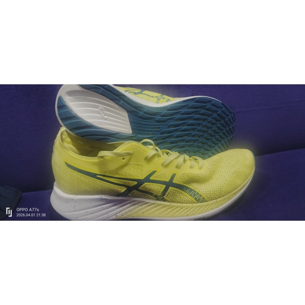 sepatu Running Asics