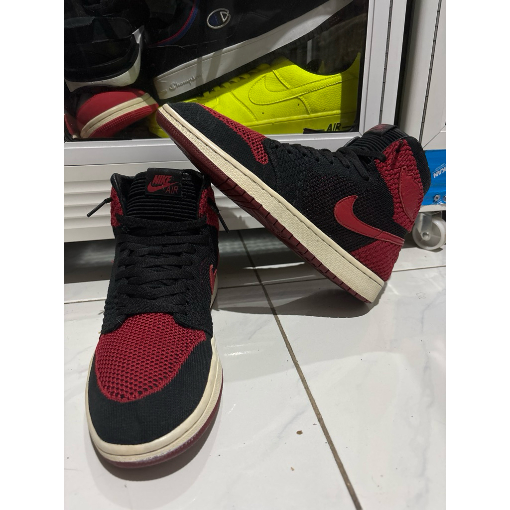 Jordan 1 High ‘Flyknit Bred’ size 43/27.5cm