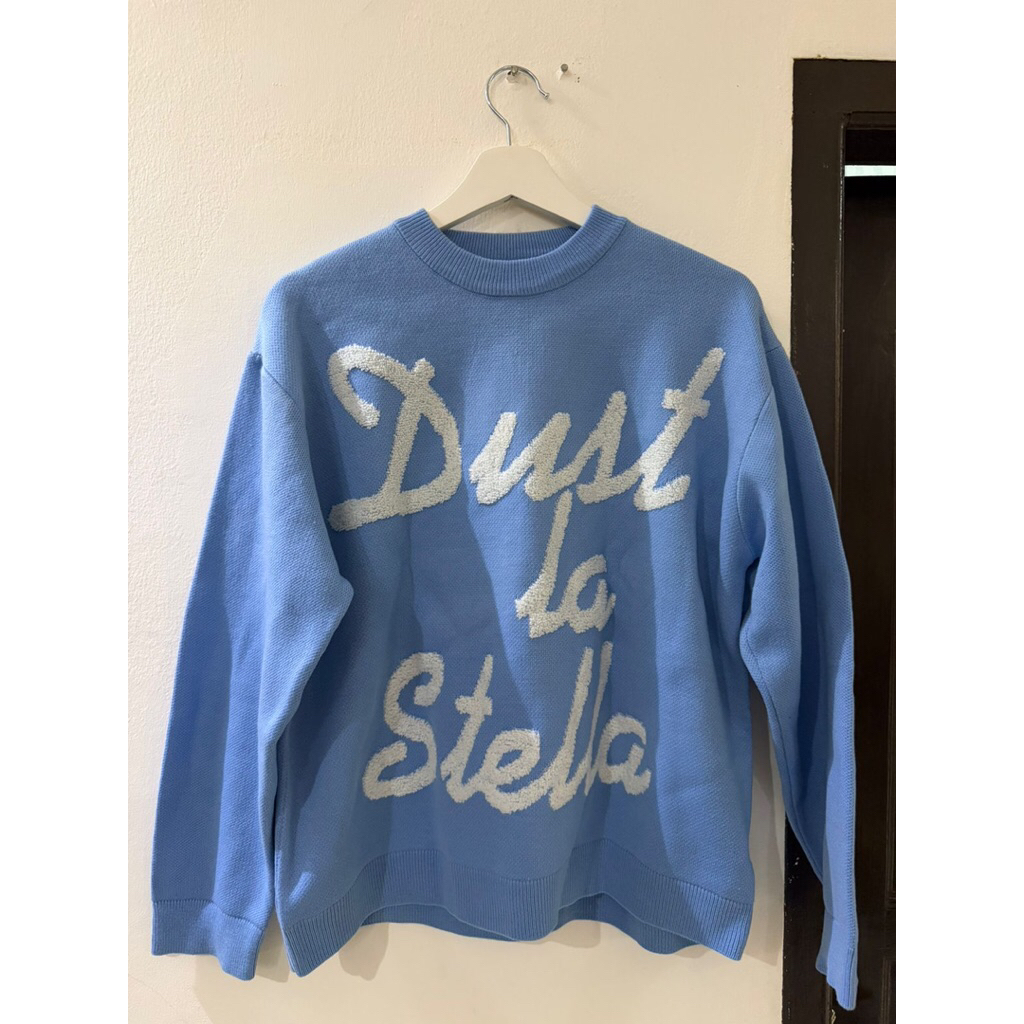 dust la stela