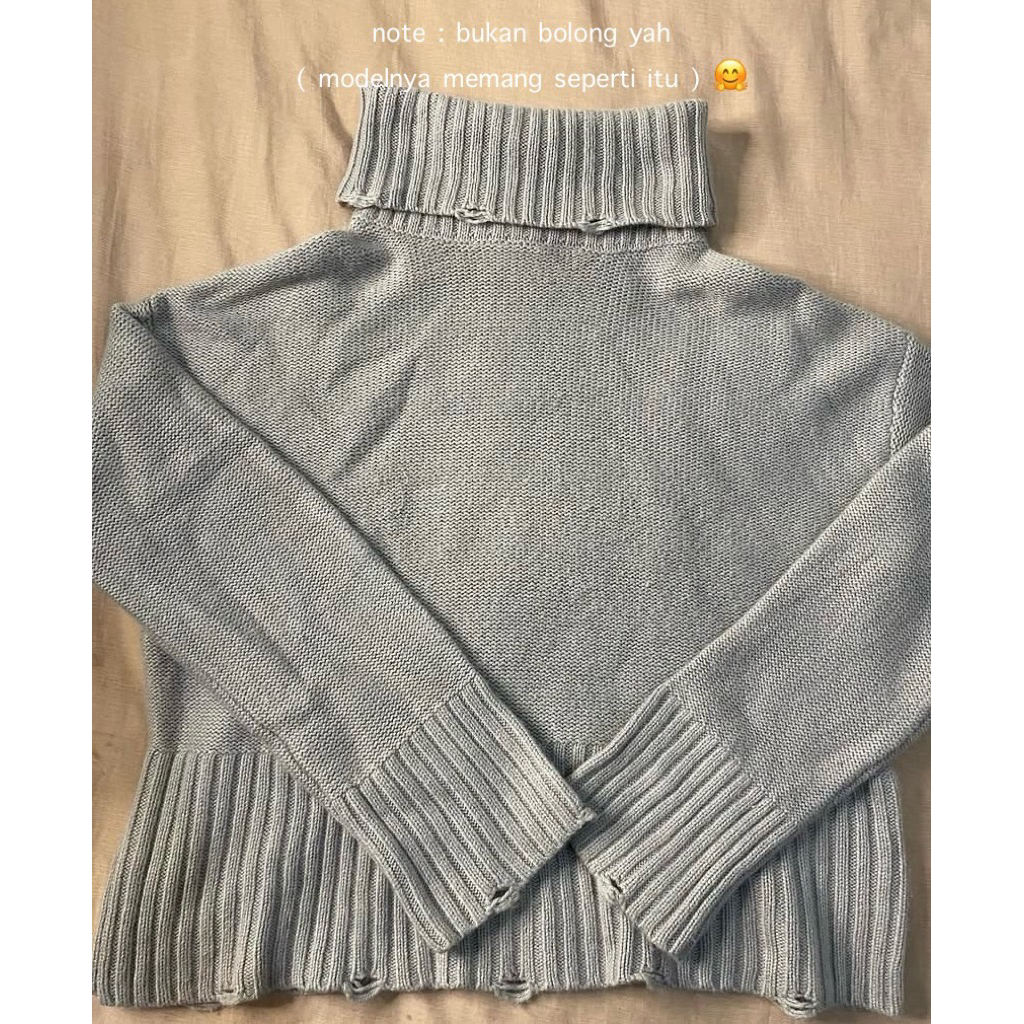 Preloved Turtleneck