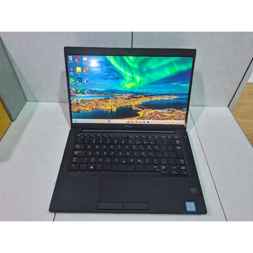 Dell Latitude 7390 ( Touchscreen )