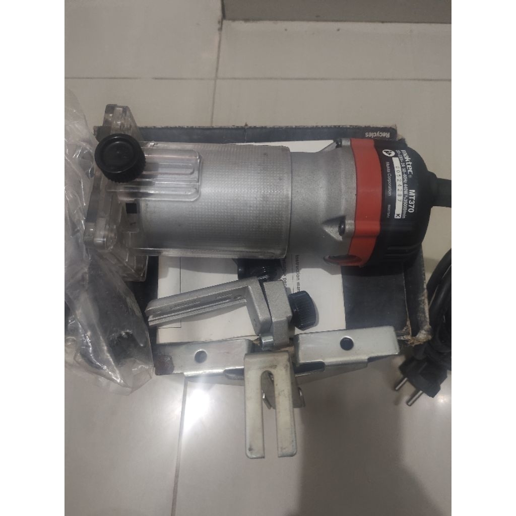 mesin profil maktec