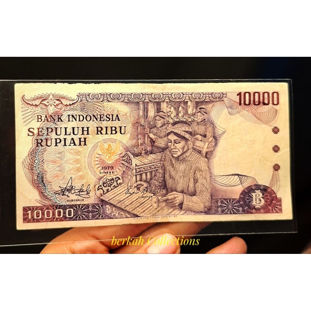 10 ribu rupiah bergambar gamelan tahun 1979