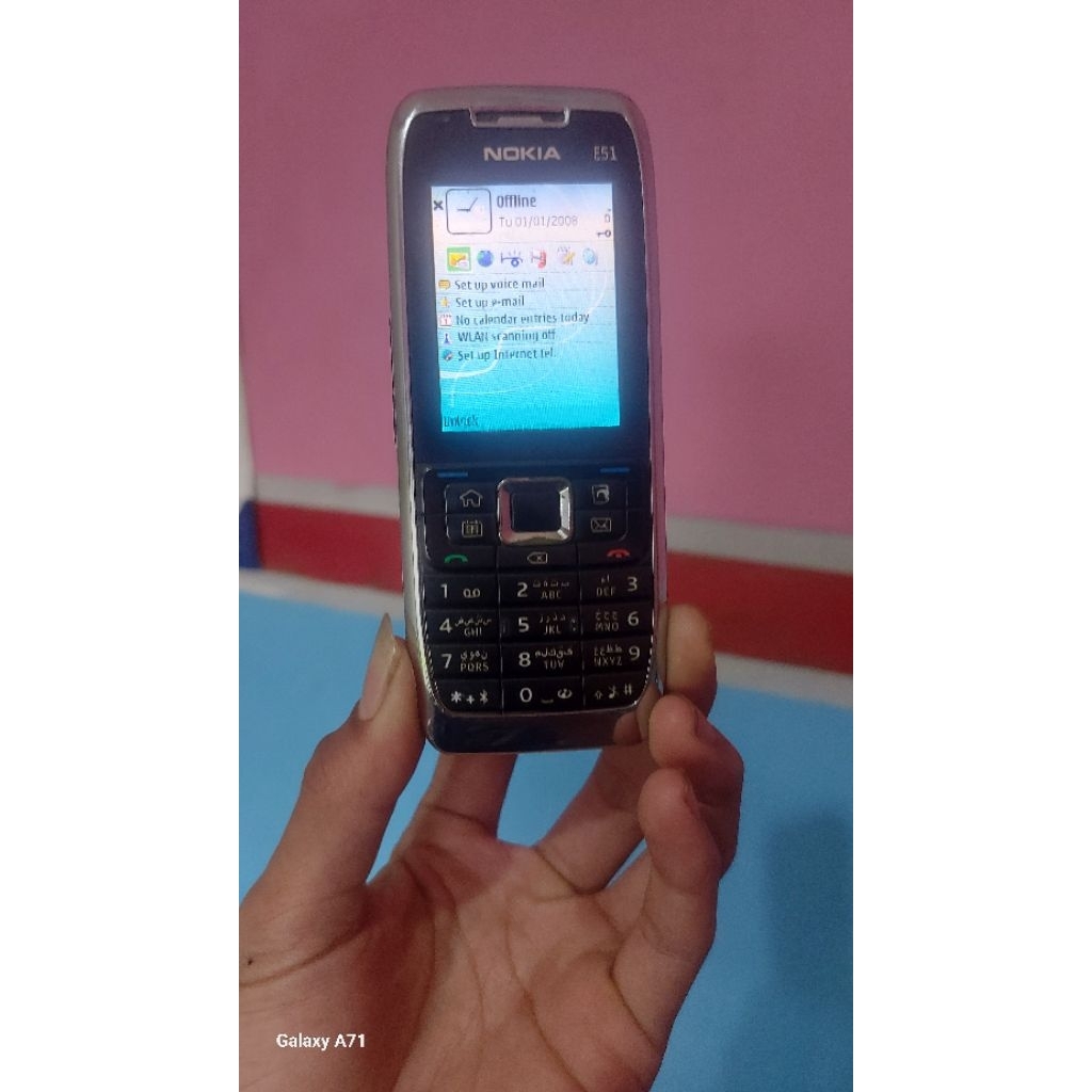 Nokia E51