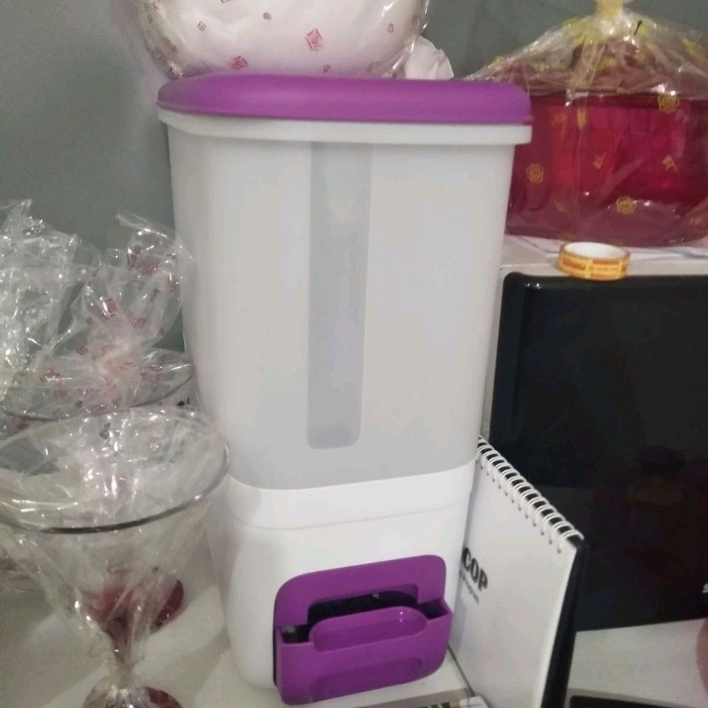 tupperware rice smart , wadah beras,  stok gudang obral