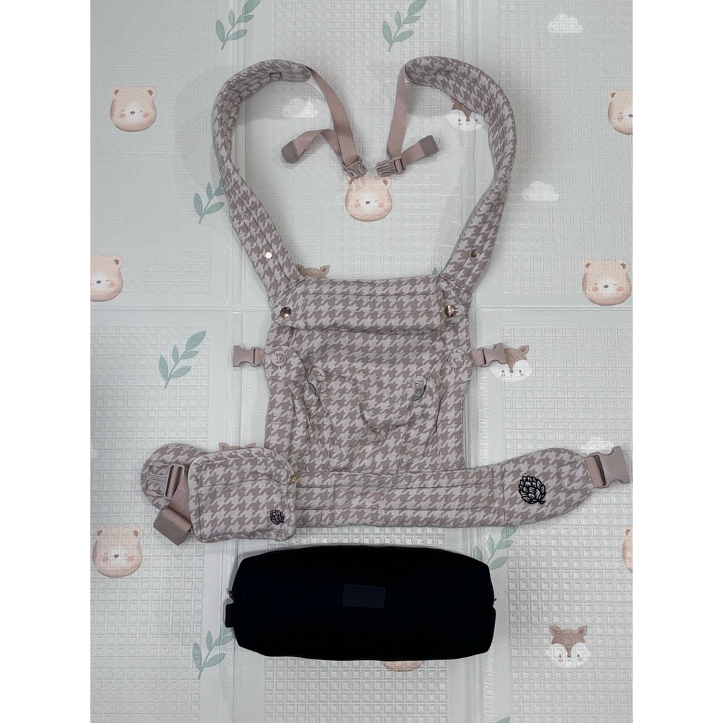 [PRELOVED] Mana Baby Carrier Ethereal Series - Gendongan Bayi Depan Polos Motif Lucu + Storage Bag M