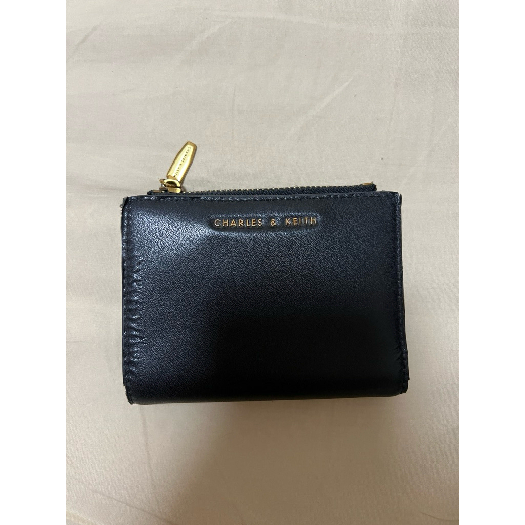 preloved dompet charles and keith