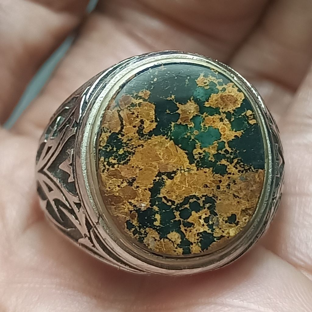 Pirus persia hitam serat mas