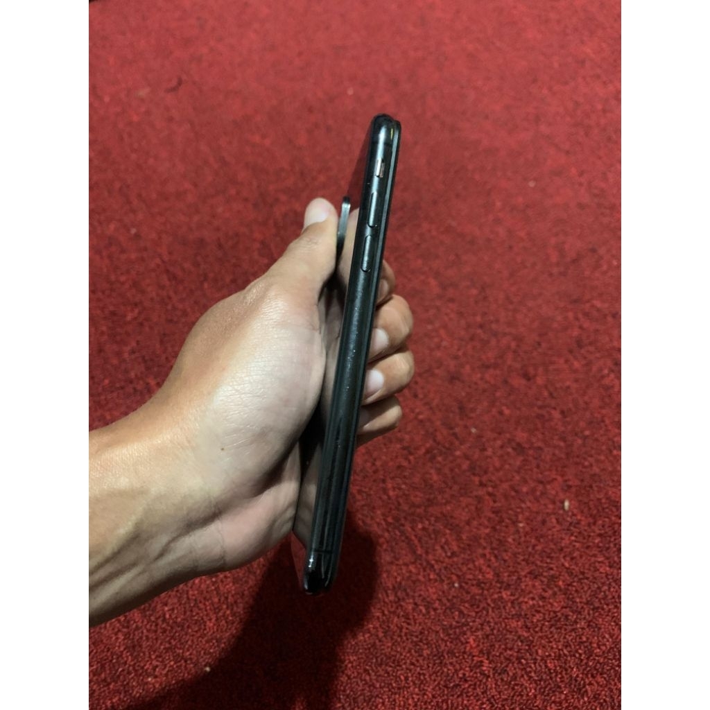 Iphone xs 256gb lock icloud