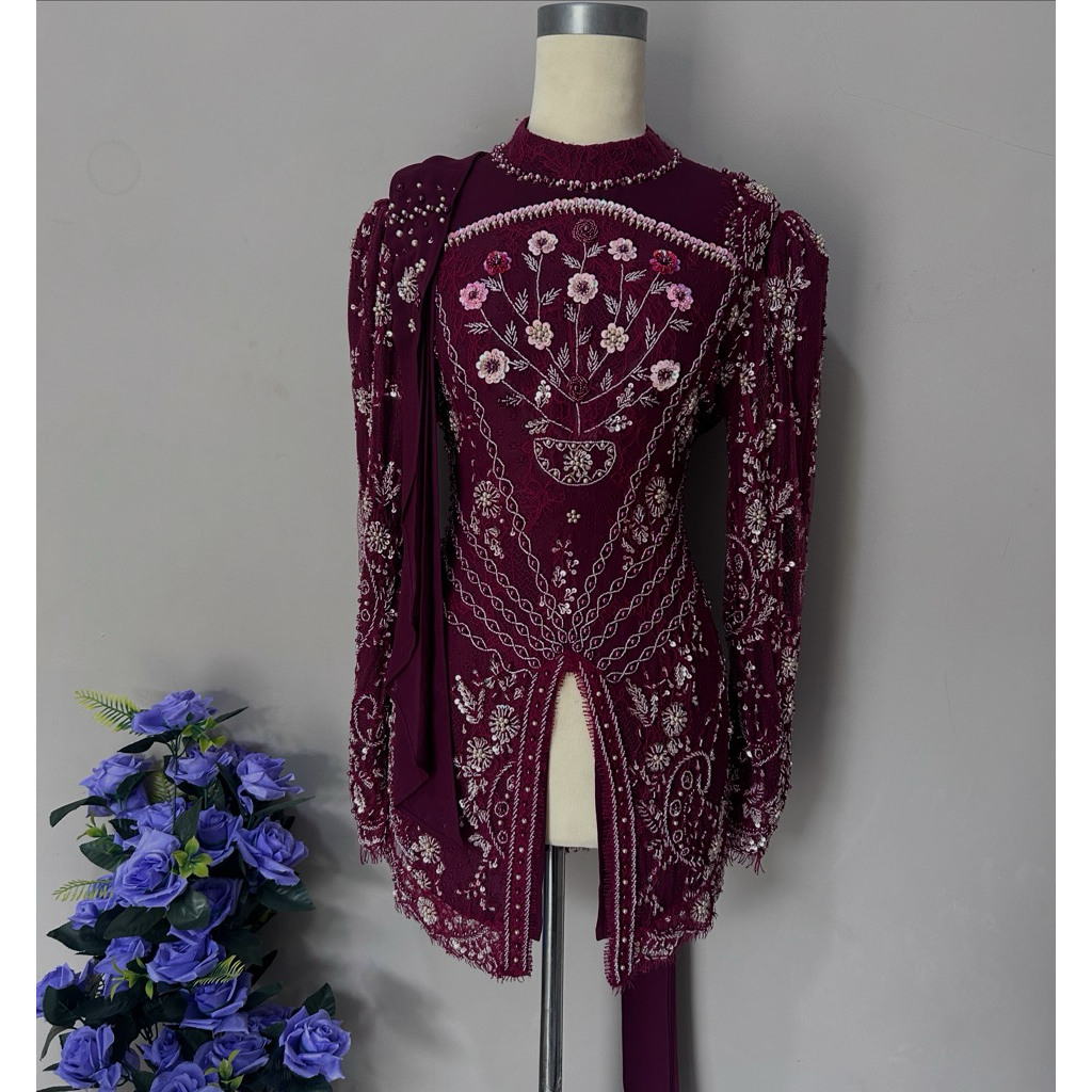 kebaya maron bunga -kebaya bunga  kebaya wisuda kebaya tunangan kebaya payet mgb