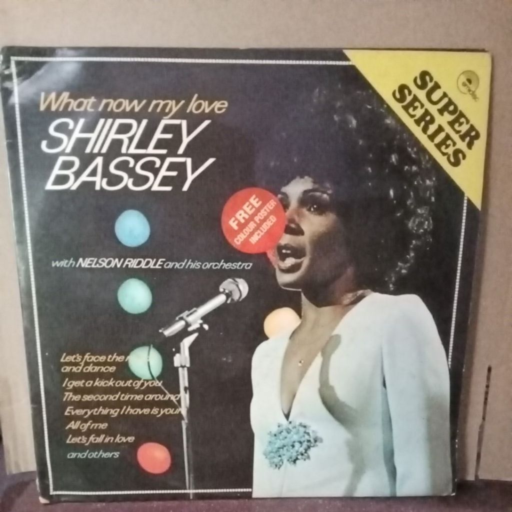 Vinyl Piringan Hitam 12 inch Shirley Bassey - Sensational Shirley Bassey (2 Plat)
