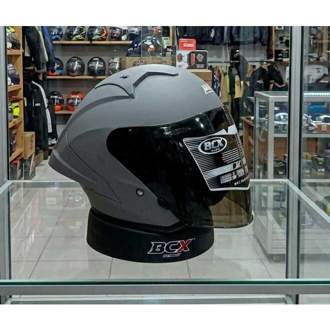 Helm JP 16 Solid // BCX