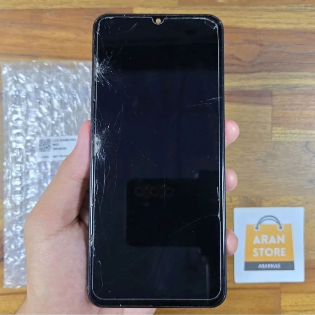 LCD (Retak) Samsung Galaxy M23 5G Original Copotan