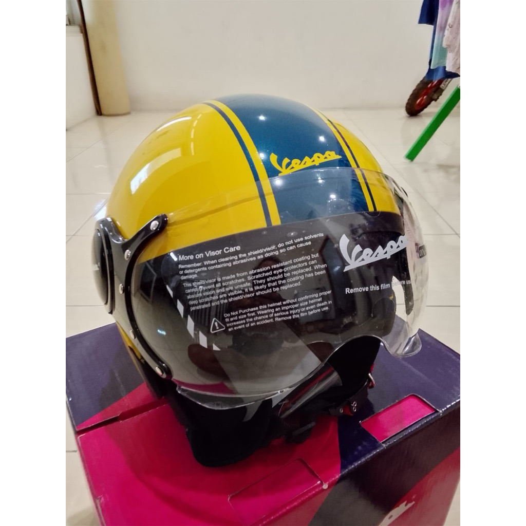 Helm Vespa SNI Kuning Size L Original