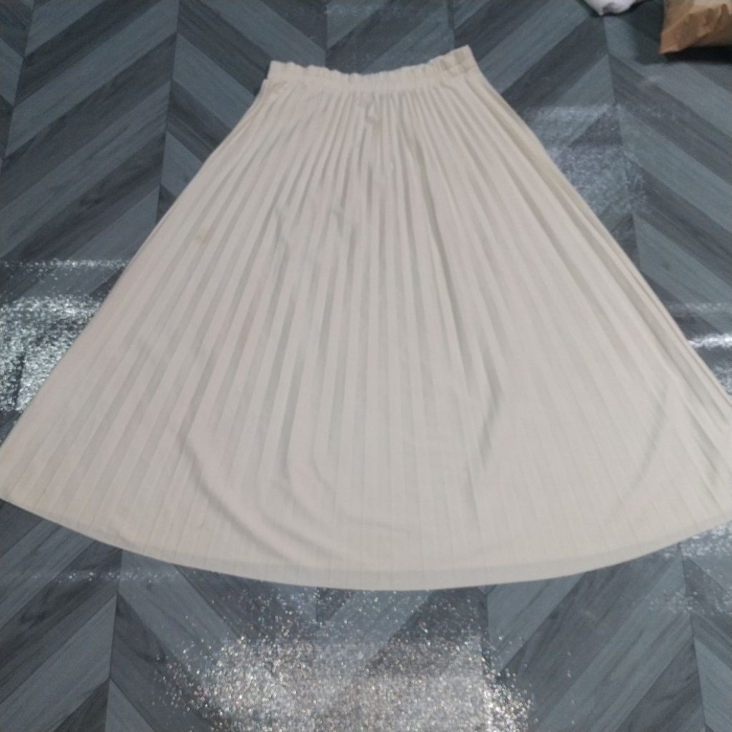 [SECOND] Rok Putih Tulang Mayung