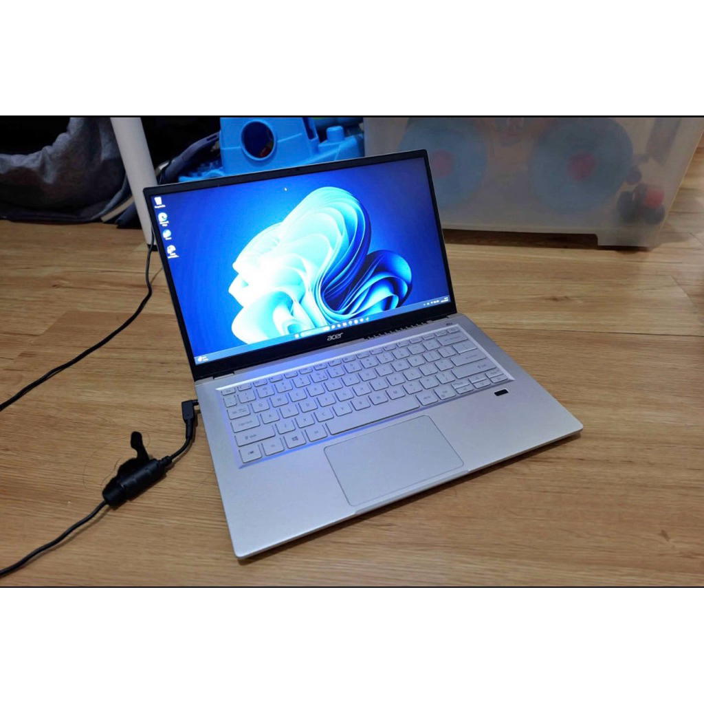 Acer Swift X Ryzen 7 SSD 1TB RTX 3050 TI 16/512 spek kayak laptop i7