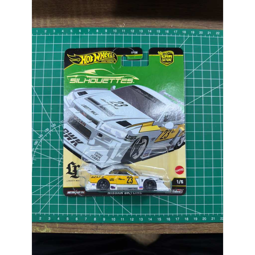 LB-ER34 Super Silhouette Nissan Skyline