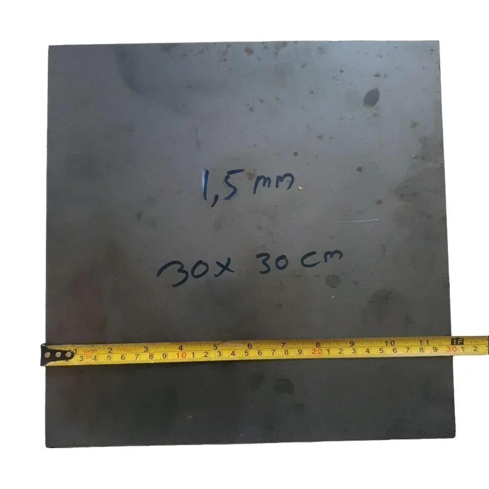 Plat Besi Hitam Tebal 1,5mm Ukuran 30 x 30 CM