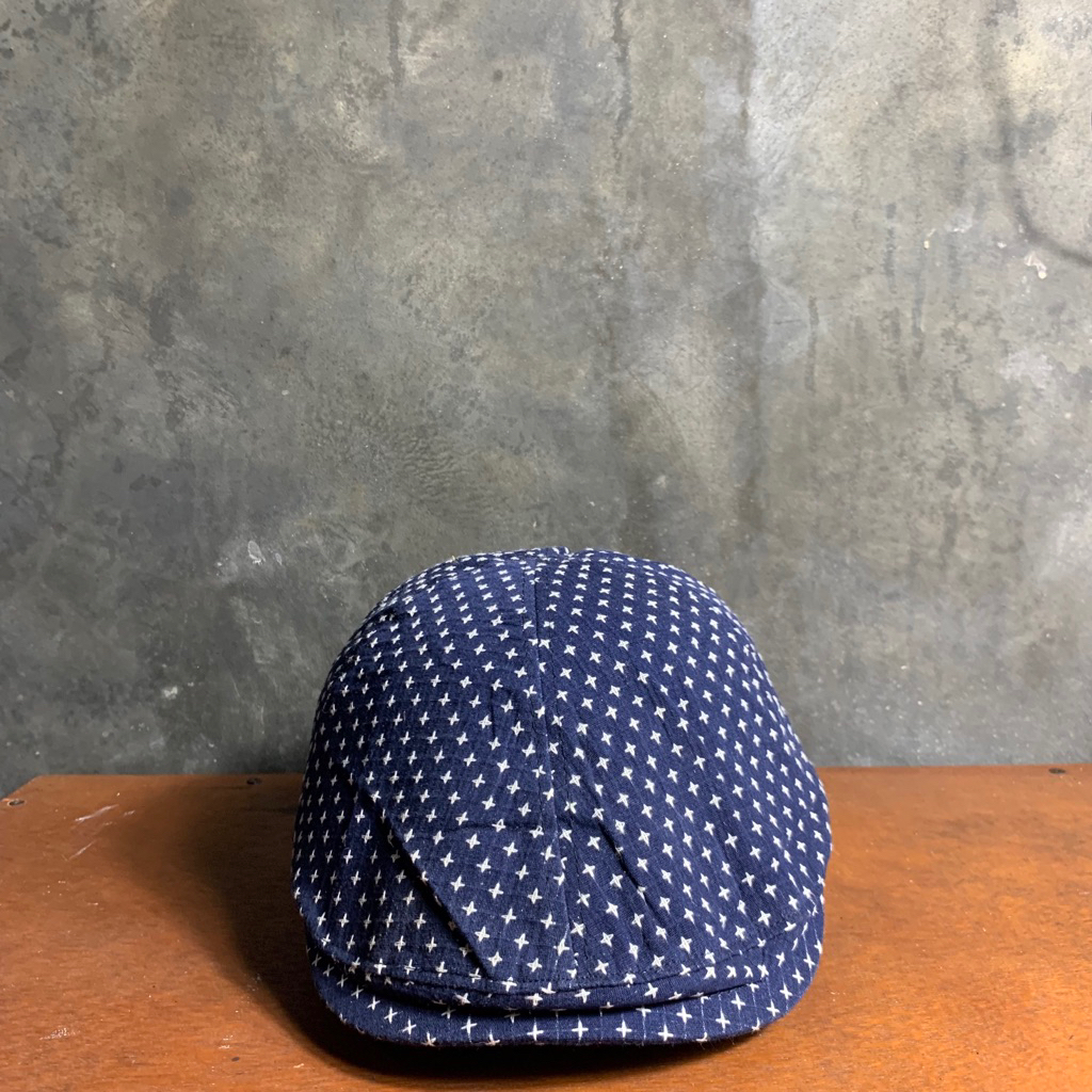 Topi flat cap Fuct navy motif