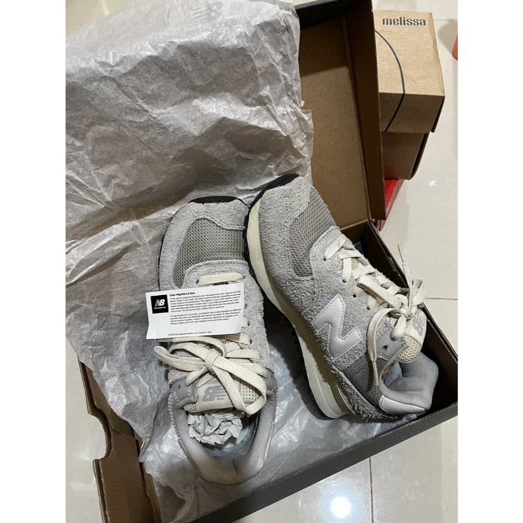 New Balance 574 Legacy Unisex - Preloved