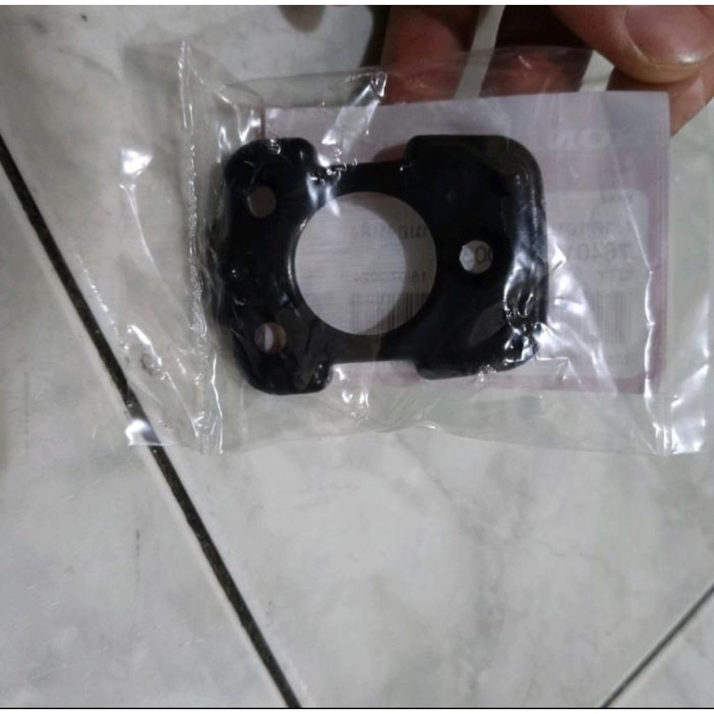 Base Dudukan Bracket Breket Spion Dalam Brio Mobillio Brv 2012-2024 Original Honda