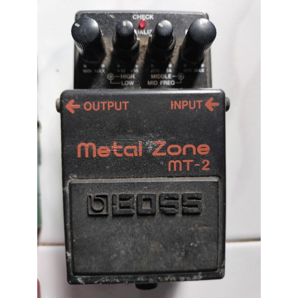 Metal zone MT 2 Boss