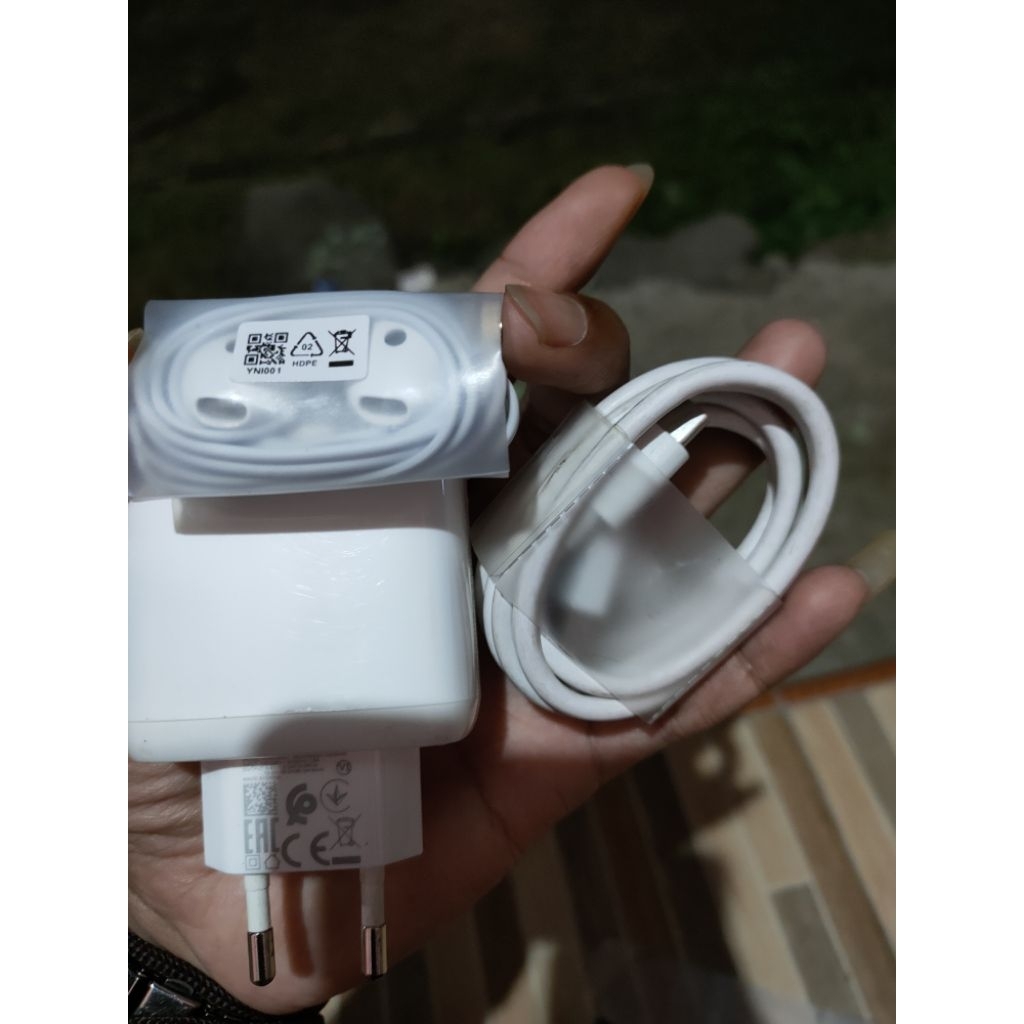 Charger dan Headset Original Bawaan HP Oppo Reno 5