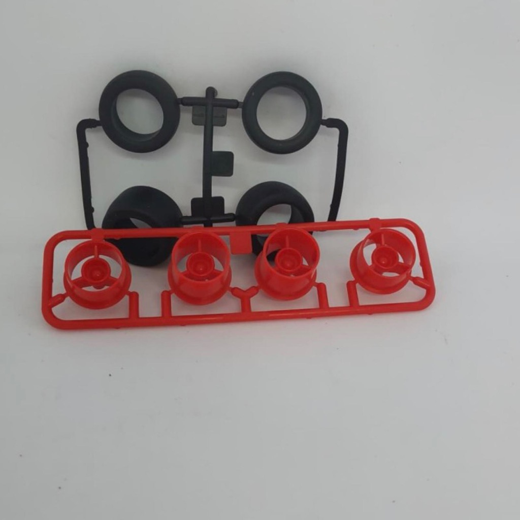 Tamiya Velg / Wheel Small Merah / Red + Ban / Tire Soft
