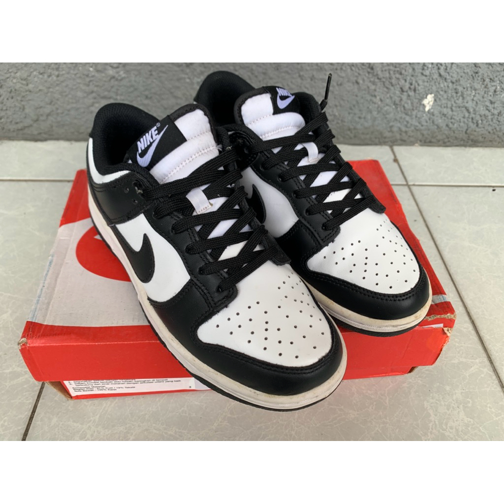 Nike dunk low panda
