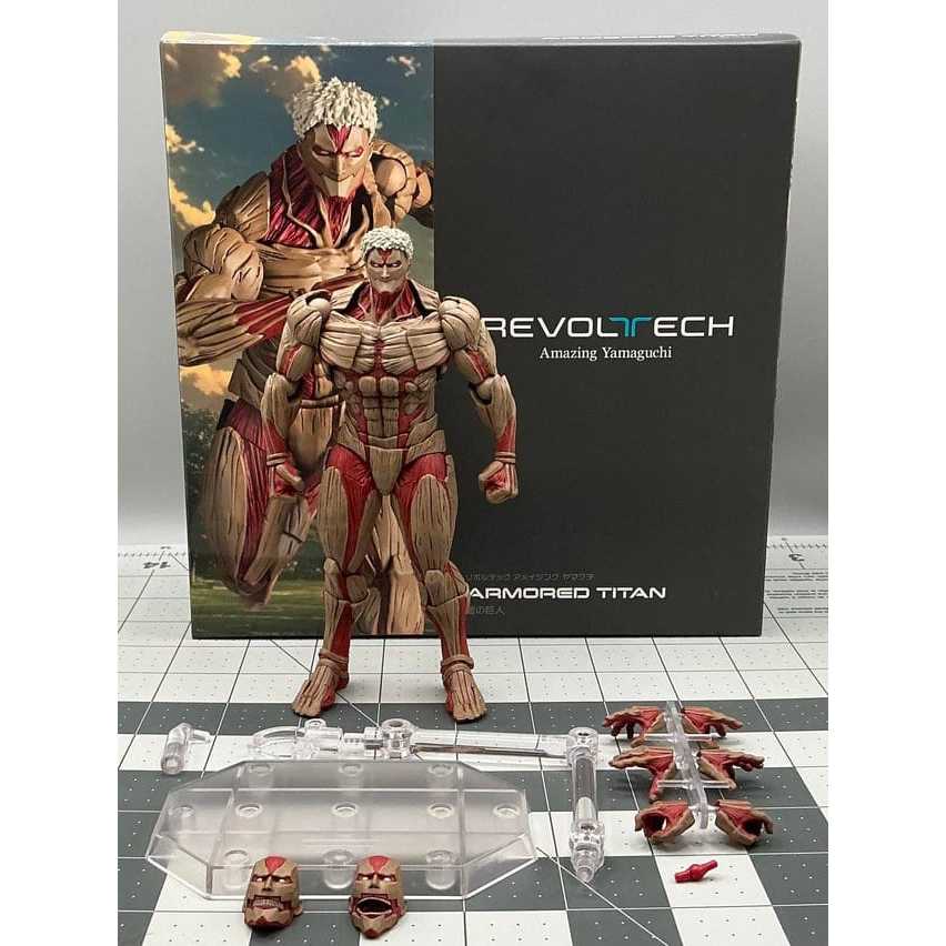 Action Figure Revoltech Amazing Yamaguchi Armored Actack Titan Recast Artikulasi