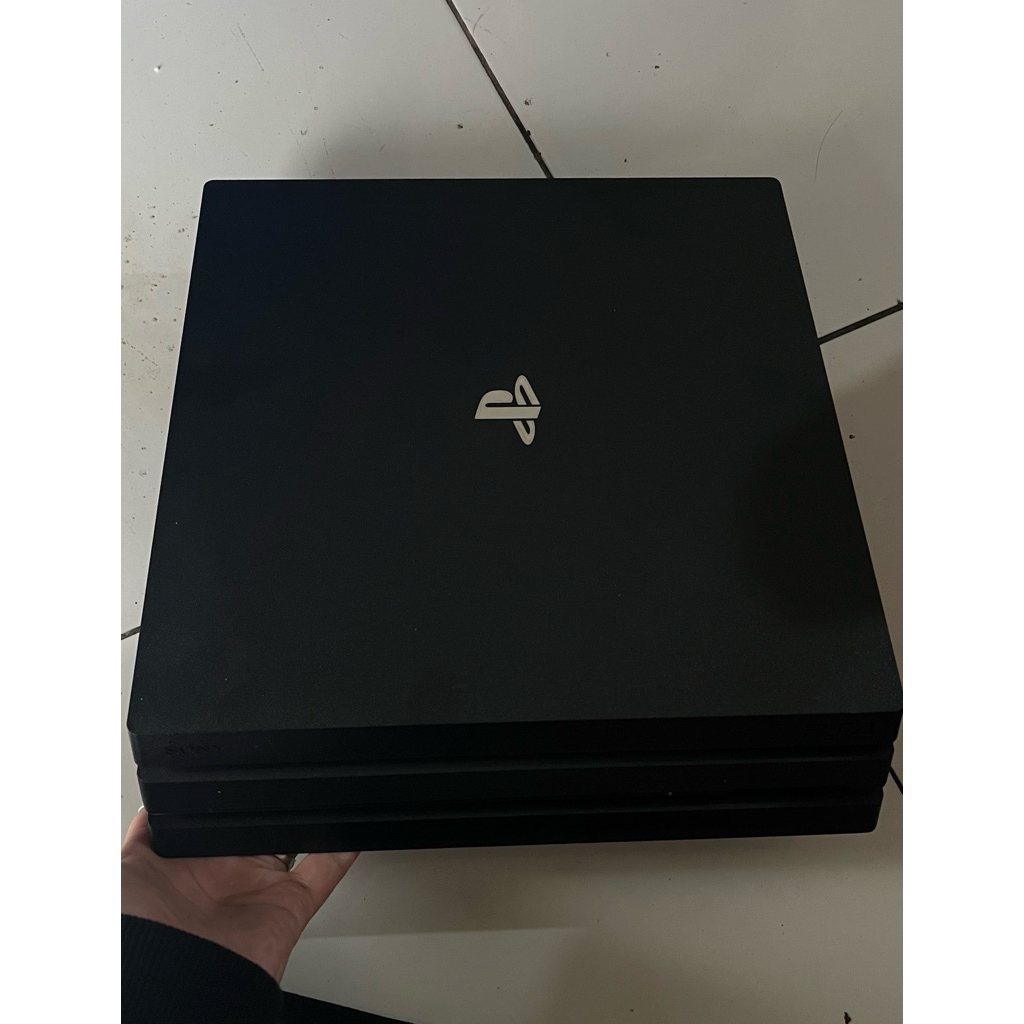 ps4 pro 1tb hen