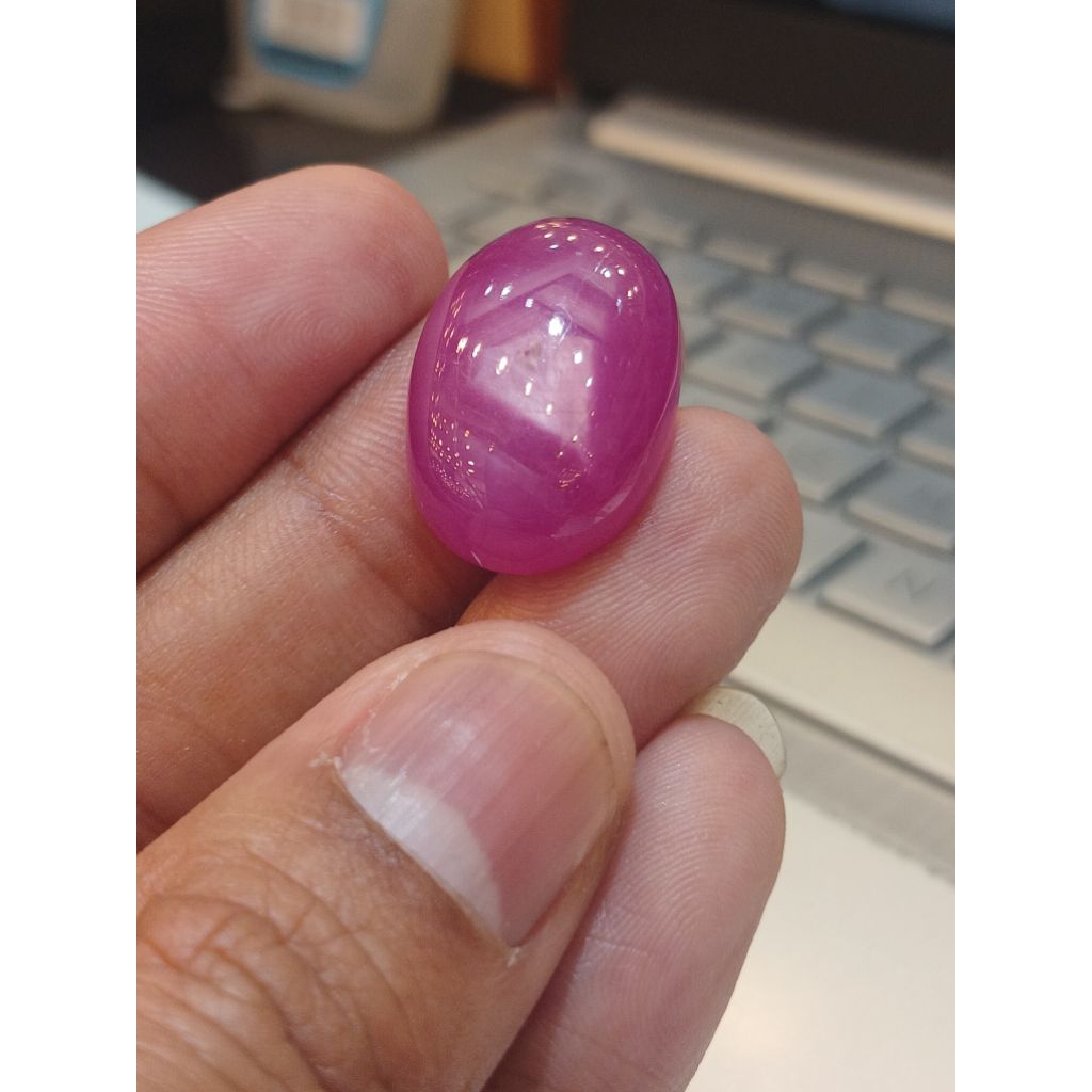Batu ruby  mozambic motif jumbo  merah putih  31 ct.