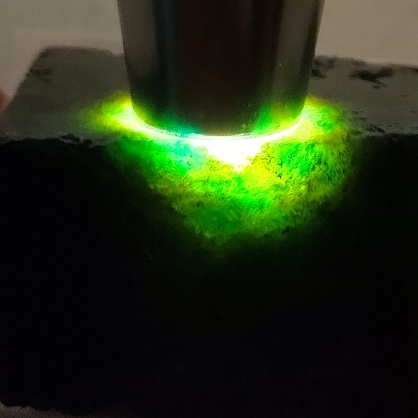 batu bacan doko Bongkahan,. batu yang dikirim sesuai foto,. Kode33