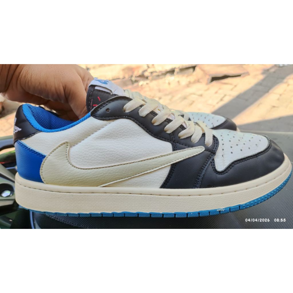 nike travis scott x fragment size 43