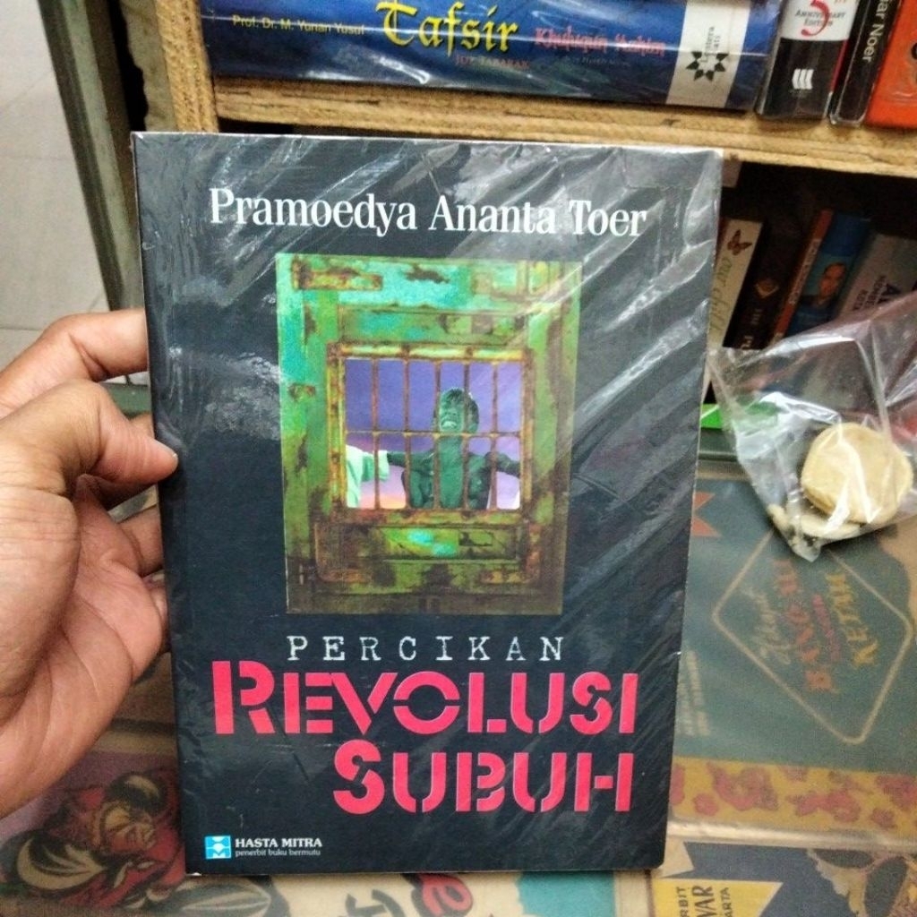 pramodya Ananta toer percikan revolusi subuh