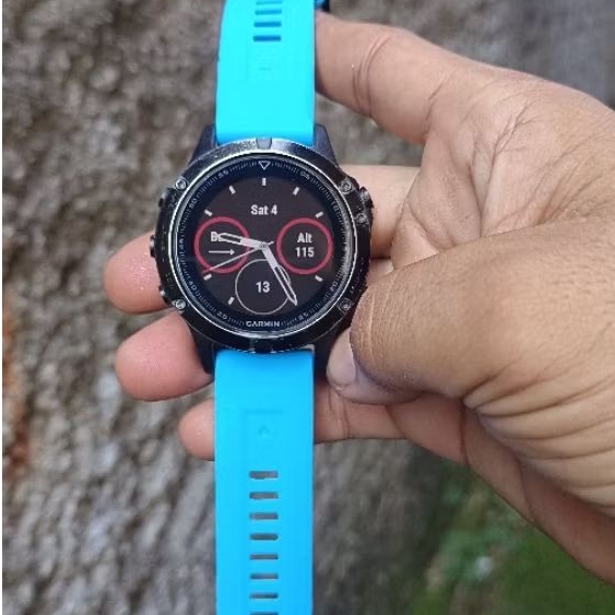jam smartwach GARMIN FENIX 5 SAPHIRE
