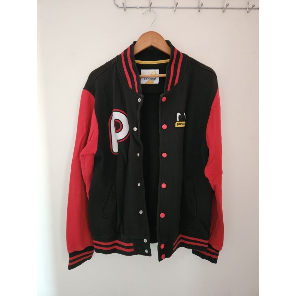JACKET PANCOAT HITAM MERAH SECOND ORIGINAL